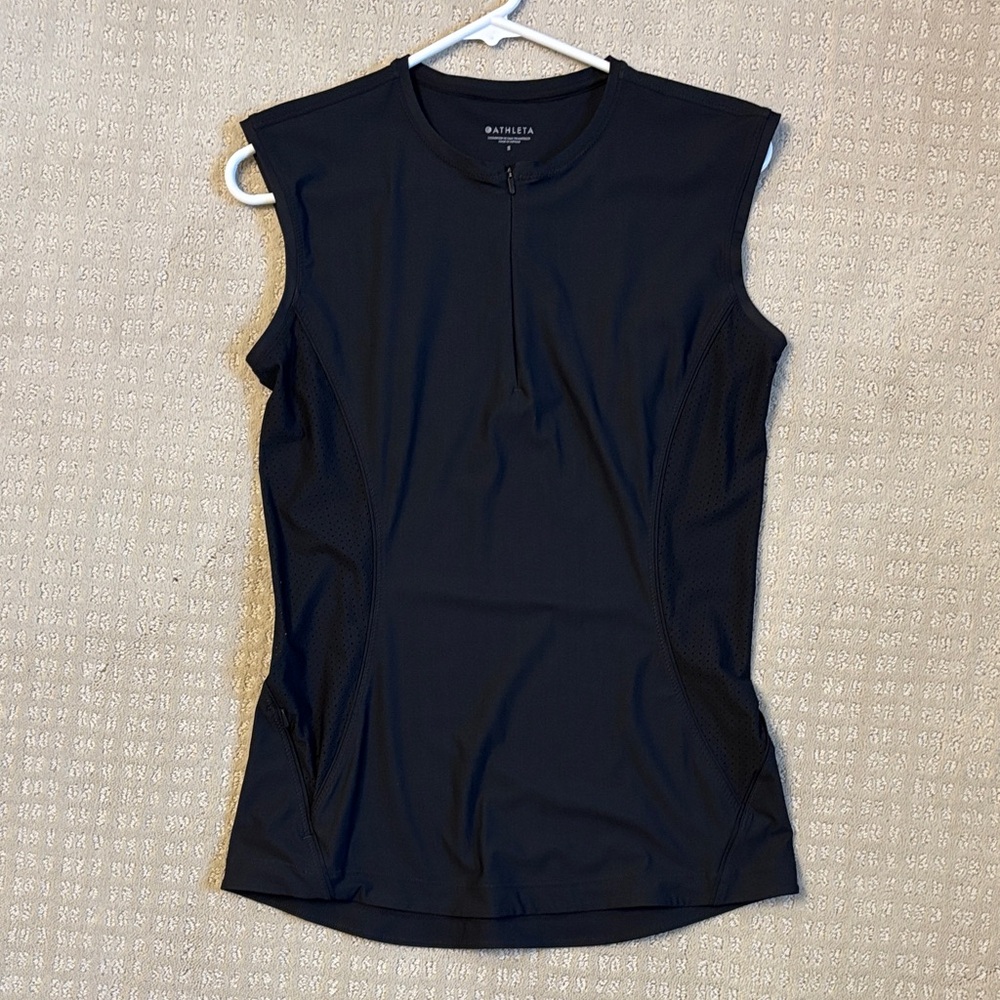🔥FINAL SALE: Athleta Black Muscle Tee